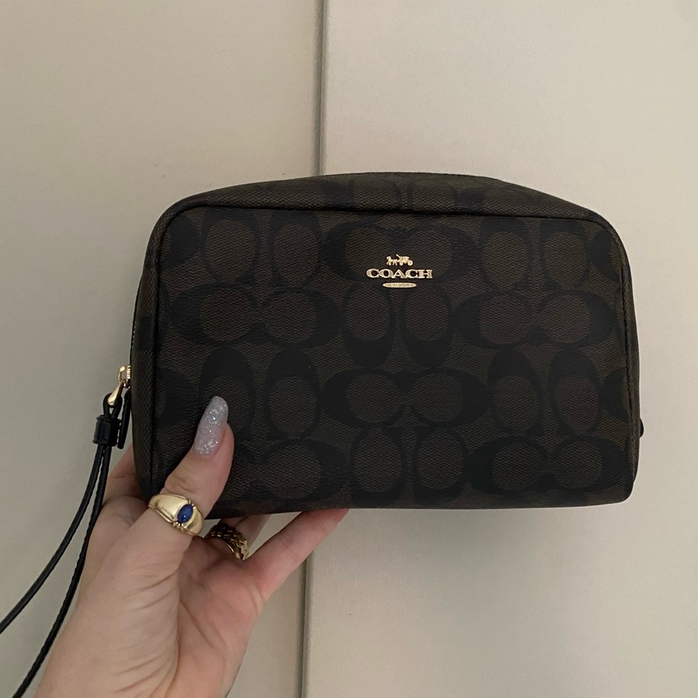 COPY - COACH Jamie wristlet